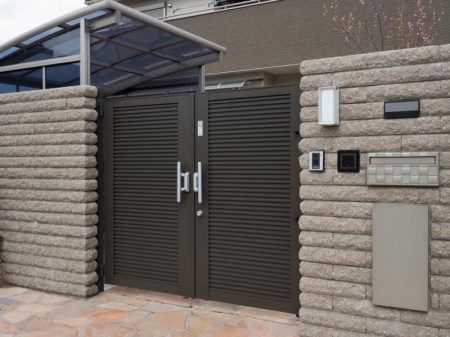 Quels avantages offrent les portes en alu pour votre maison ?